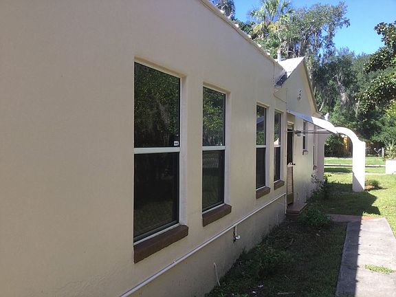 2nd image of 707 Sanford Ave