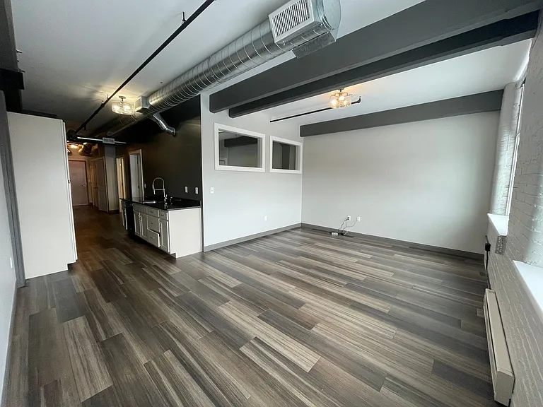 Oak Knitting Mill Apartments Franklin Square Available — Photo 16