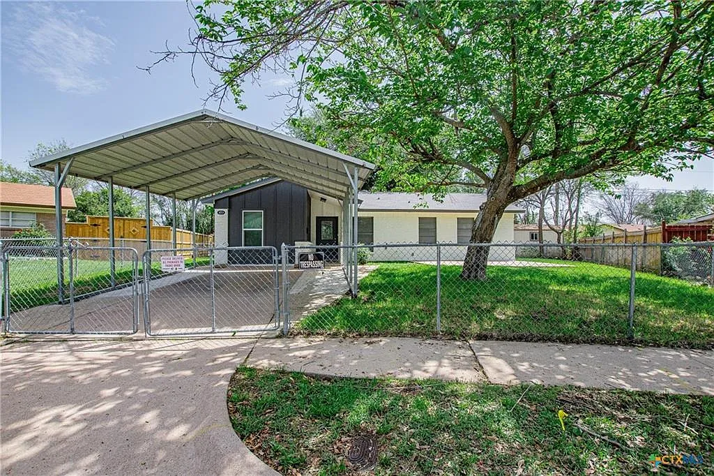 2313 Debra Cir, Killeen — Photo 1