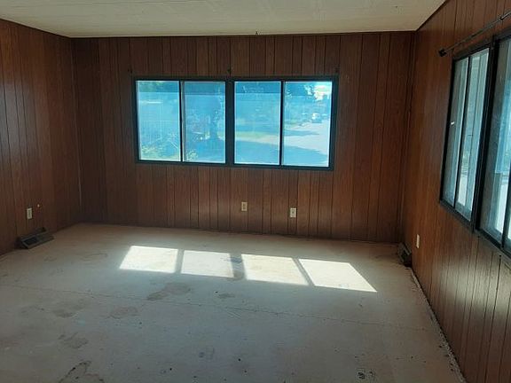 3rd image of 17 Malibu Dr #350