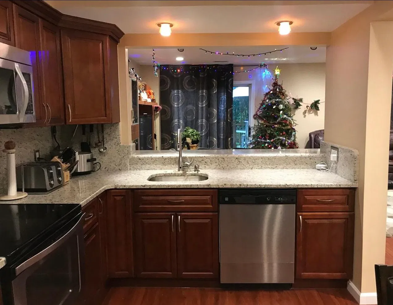 3 bed, 2.5 bath, 1866 sqft, $2,790 — Photo 4