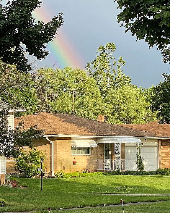 1st image of 5931 Sweet Birch Dr