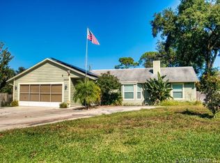 3015 Travelers Palm Dr, Edgewater, FL 32141