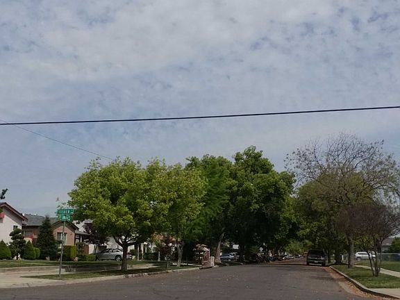4th image of 3218 E Hedges Ave