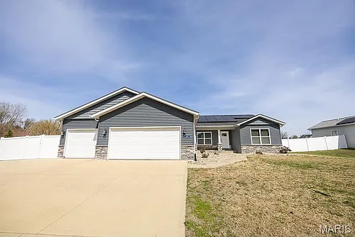 407 Sammy Ln Photo 1