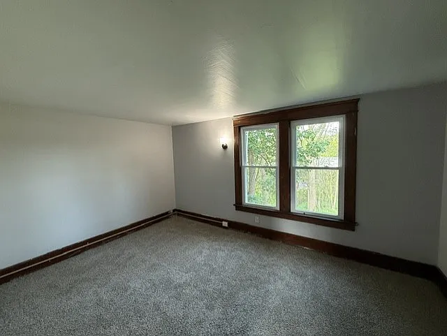 433 Logan Ave NE — Photo 6