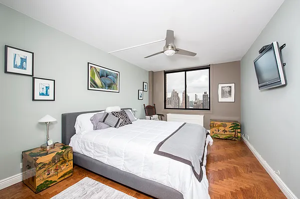 Sold by Douglas Elliman | media 3