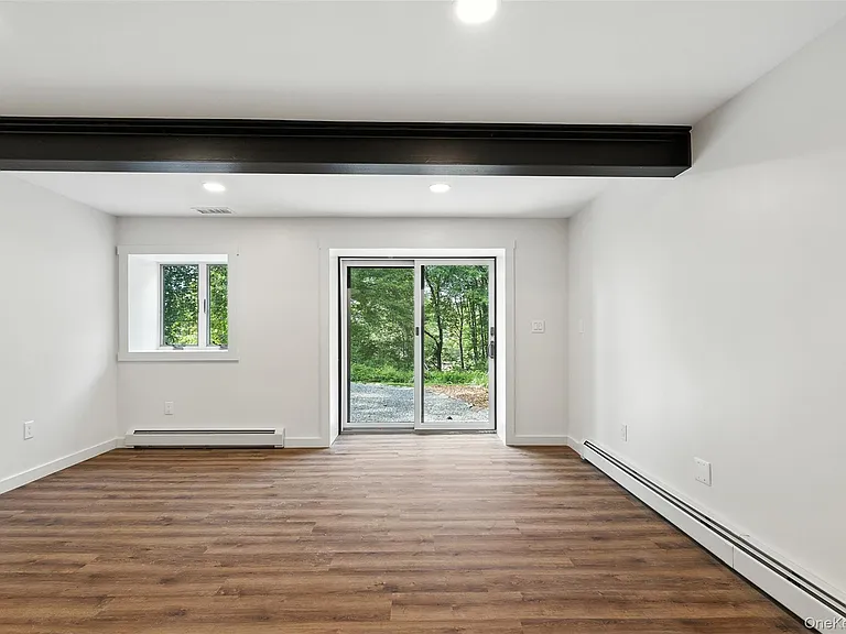 383 N Salem Rd — Photo 23
