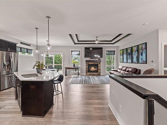 2nd image of 234 Crossroads Ct
