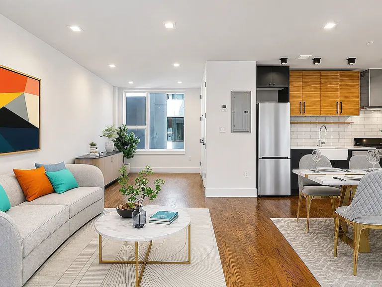 383 Union Ave #4B — Photo 1