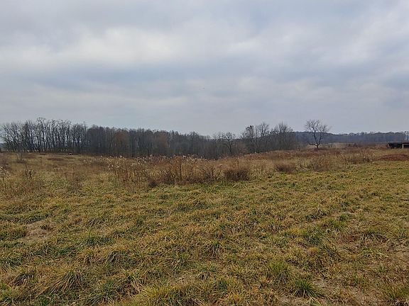 3rd image of 2491 Martinsburg Rd