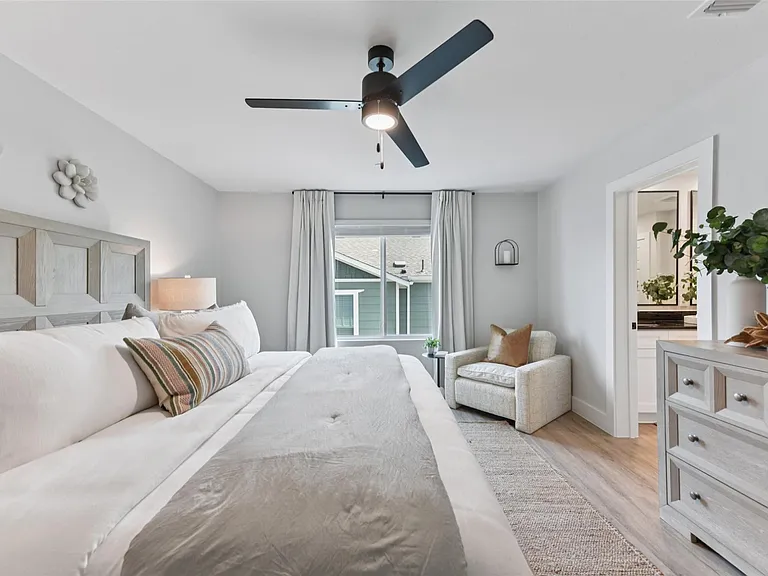 9304 Felix Sparke Dr — Photo 25