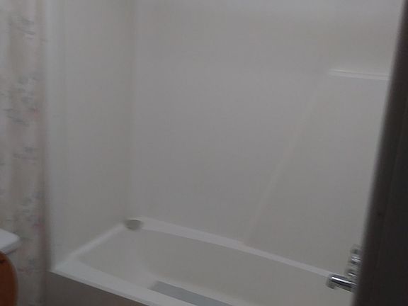 5th image of 8004 Gardenia Dr