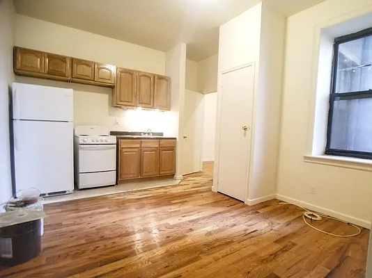 Rented by BRICK & GALO REALTY CORP | media 9