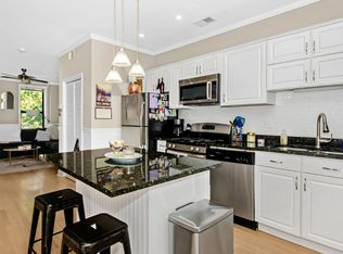 1538 N Maplewood Ave #1, Chicago, IL 60622