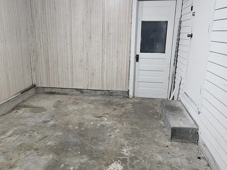 garage looking toward utility room