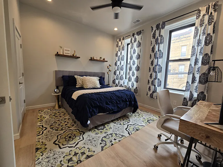 700 N Taylor Ave #2 — Photo 27