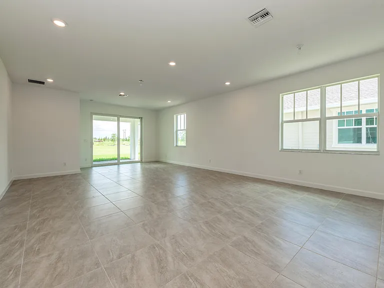1252 Haywagon Trl — Photo 10