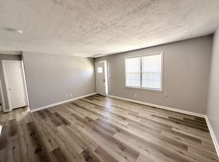 5941 Raytown Rd APT D, Kansas City, MO 64133