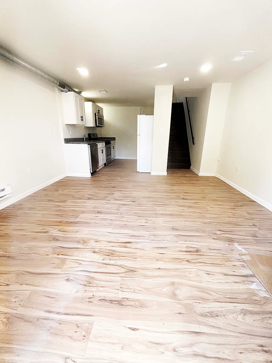 Building Photo - 1039 Salter Way