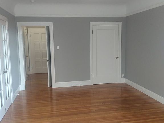 3rd image of 1145 Union St APT 5