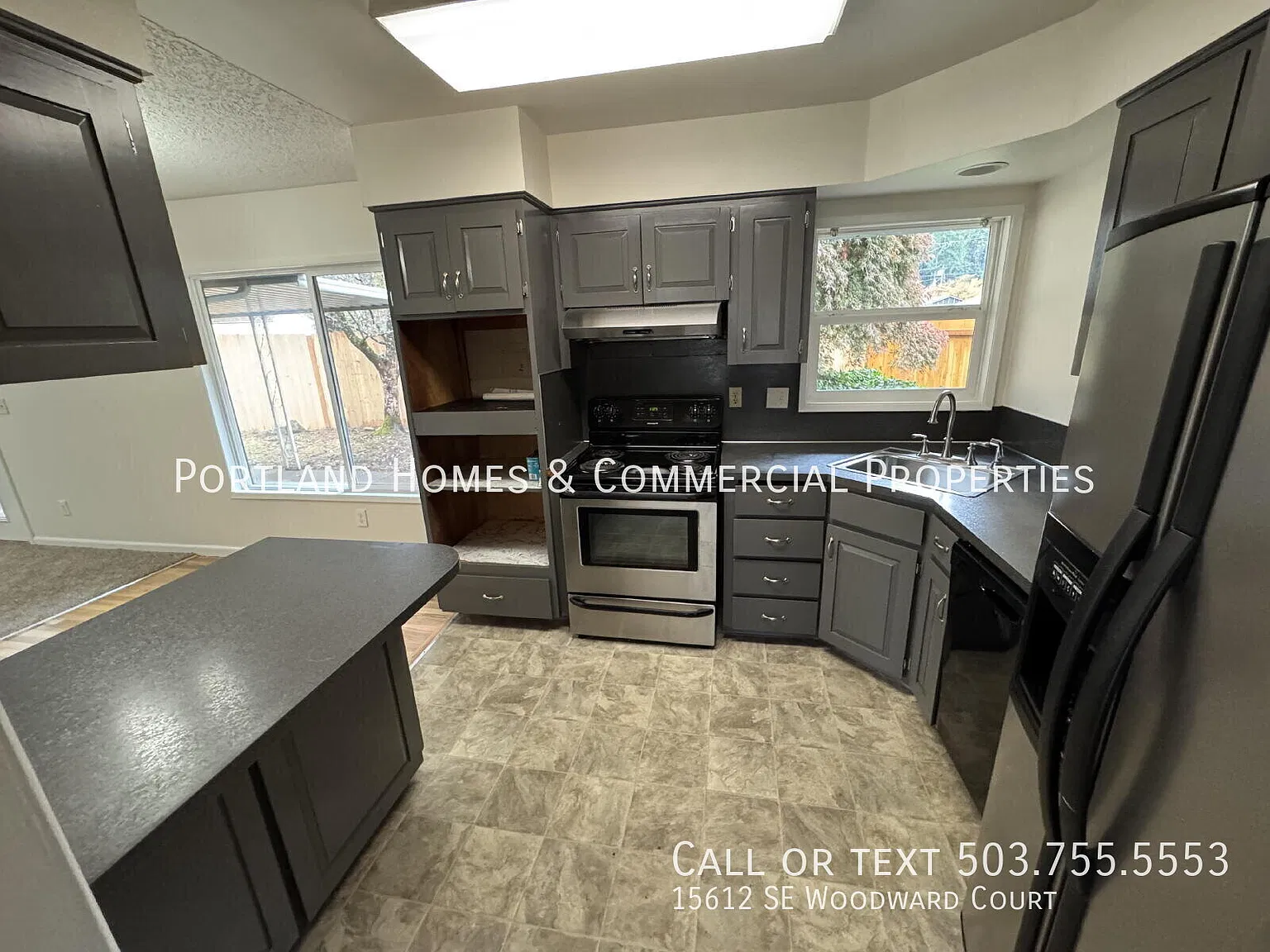 3-Bed 1 Bath Single Level, Central Heat, A/C, Two-Car Garage — Photo 4