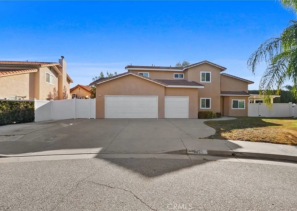 12521 San Mina Ct