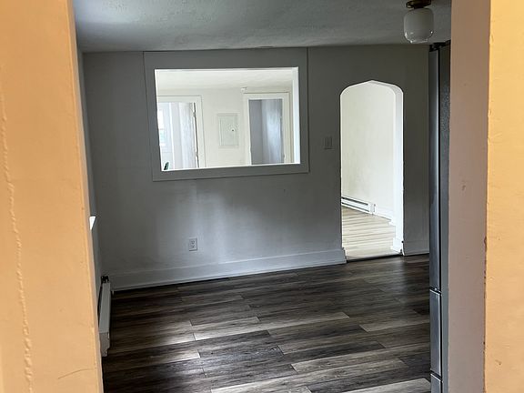 2nd image of 2518 Leticoe St Suite 3