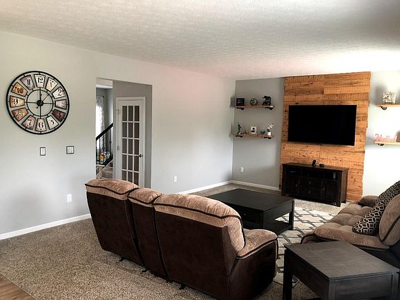 3rd image of 6291 Brandon Dr