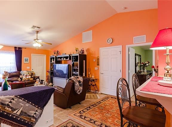 5th image of 1828 NW 20th Pl