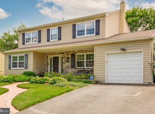 721 Vance Dr, Glenside, PA 19038