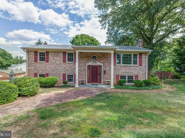 8305 Accotink Rd, Lorton, VA 22079