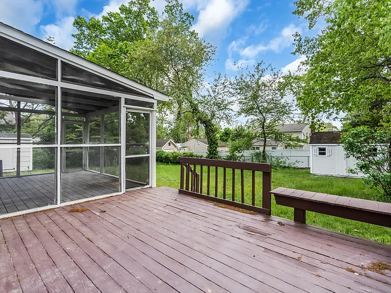 321 Marc Dr — Photo 38