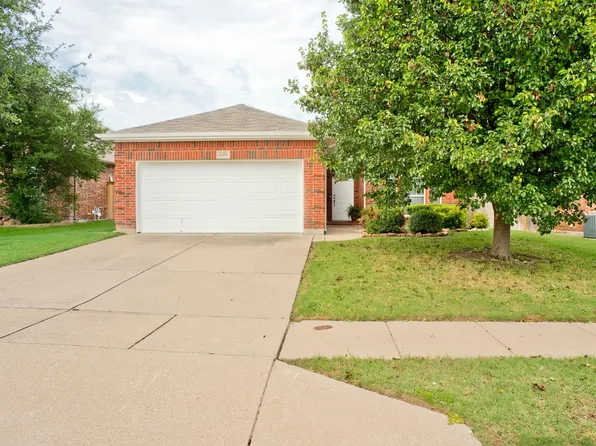6108 Horse Trap Dr, Fort Worth, TX 76179