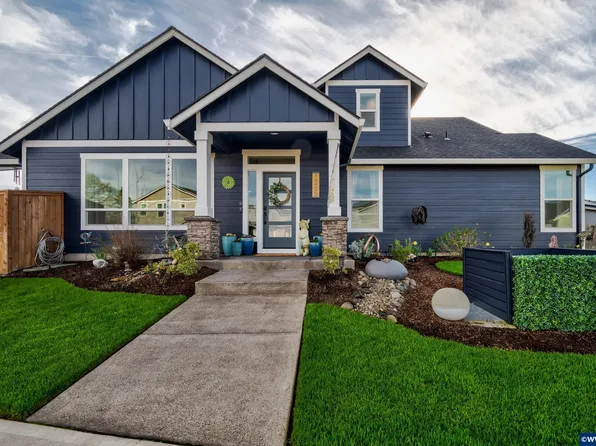 1265 S 11th St, Independence, OR 97351