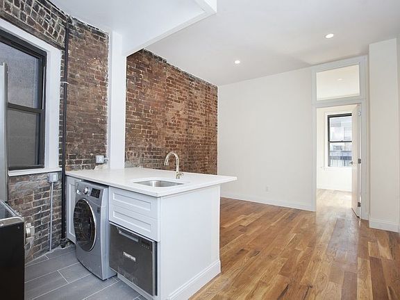 2nd image of 53 Ludlow St #10A