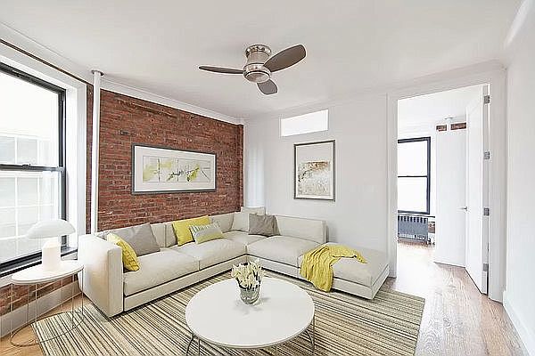1st image of 37 King St Unit 5H