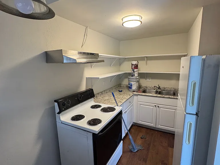 1371 Xenia St #207 — Photo 1