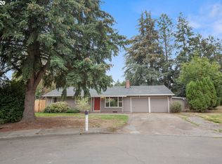 11927 SW Burlcrest Dr, Tigard, OR