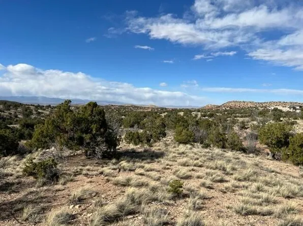 102 Marigold Ct, Placitas, NM 87043