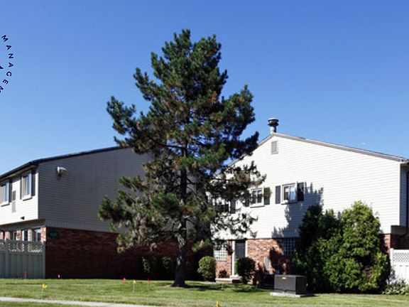 3rd image of 24895 Mayfair St #24891