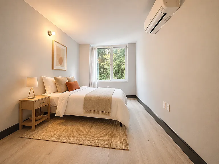 250 Winthrop St #3B — Photo 3