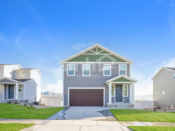 1322 W Mahogany St, Saratoga Springs, UT 84045