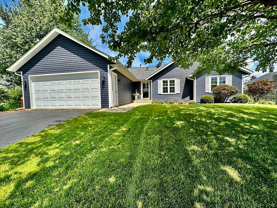 1st image of 622 Dickerson Dr