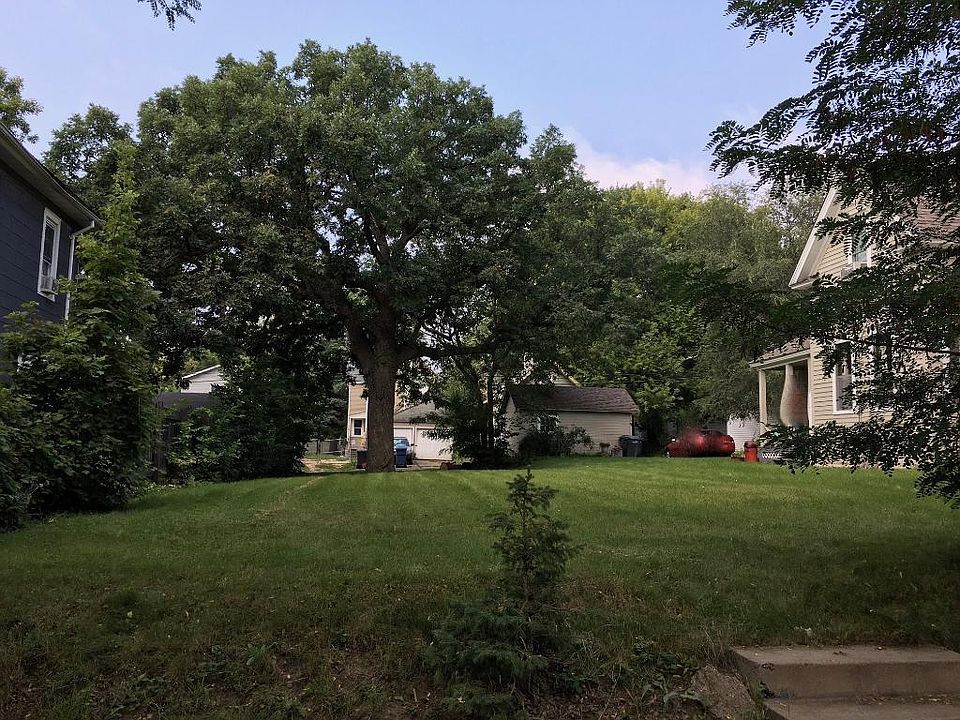 1st image of 2935 Colfax Ave N