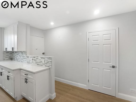 3rd image of 1748 E 55th St #42C