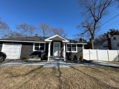 107 Phyllis Dr, Patchogue, NY, 11772