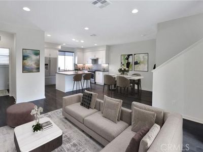 102 Novel, Irvine, CA, 92618