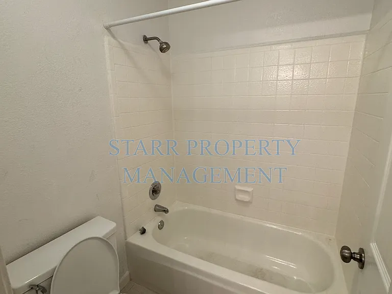 10086 River Falls Cir — Photo 20