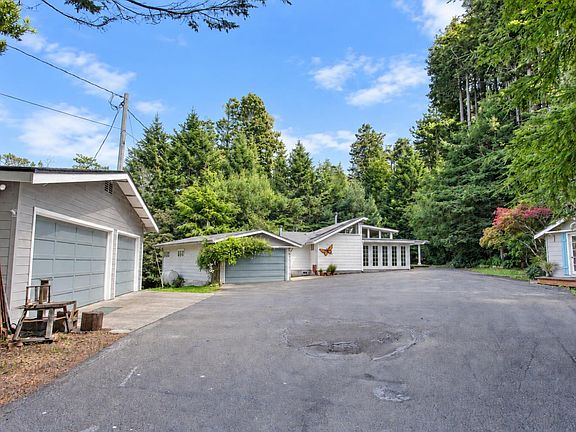 2nd image of 44111 Johnson Park Road